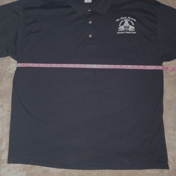Gildan Commemorative Shuttle Team Polo Style Short Sleeve Shirt / Size 2XL - Picture 7 of 10